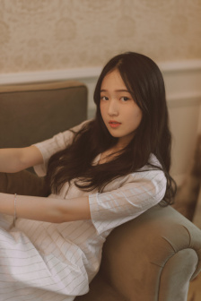 美女主播